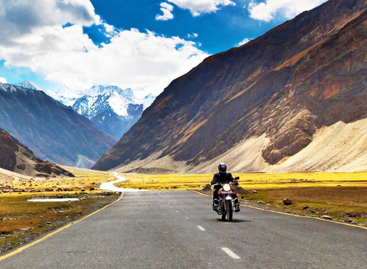 15 Best Places to Visit in Ladakh in Summer