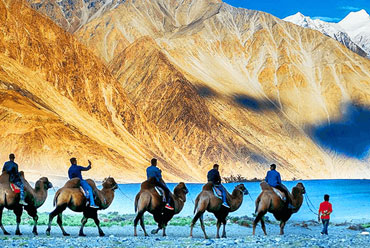https://www.tourism-of-india.com/pictures/tourintro/5-nights-6-days-leh-ladakh-package-1349.jpeg